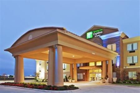 Holiday Inn Express & Suites