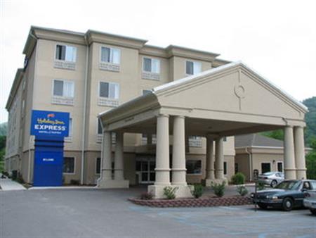 Holiday Inn Express & Suites