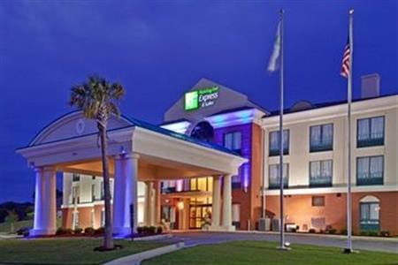 Holiday Inn Express & Suites