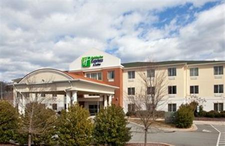 Holiday Inn Express & Suites