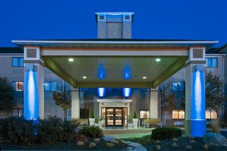 Holiday Inn Express & Suites