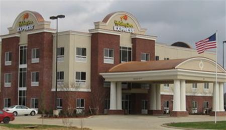 Holiday Inn Express & Suites