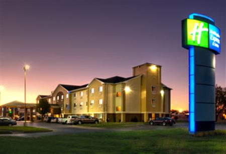 Holiday Inn Express & Suites