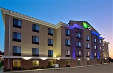 Holiday Inn Express & Suites North East (Erie I-90 Exit 41)