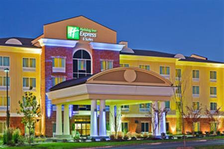 Holiday Inn Express & Suites Springs Chattanooga