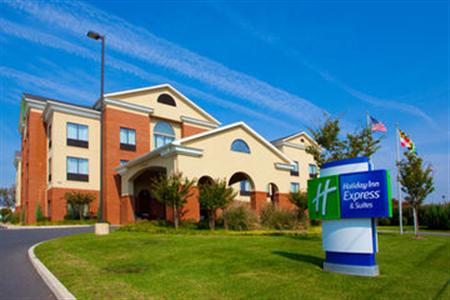 Holiday Inn Express & Suites