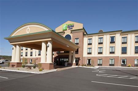 Holiday Inn Express & Suites