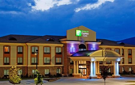 Holiday Inn Express & Suites