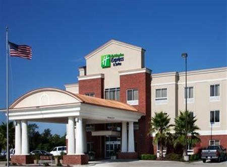 Holiday Inn Express & Suites Lafayette West