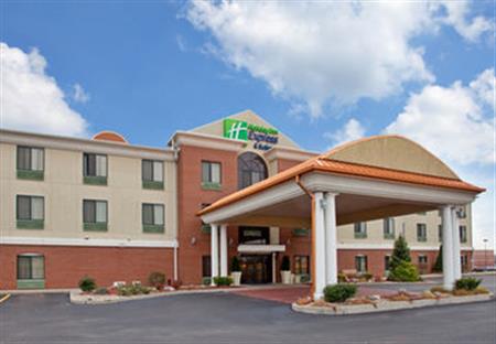 Holiday Inn Express & Suites O Fallon