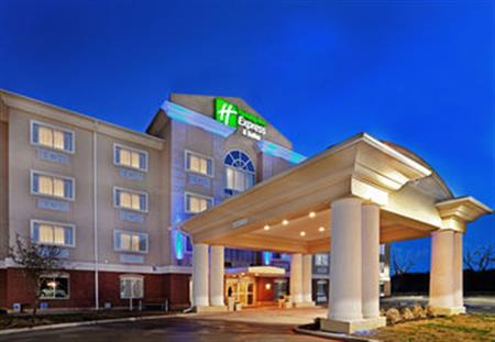 Holiday Inn Express & Suites