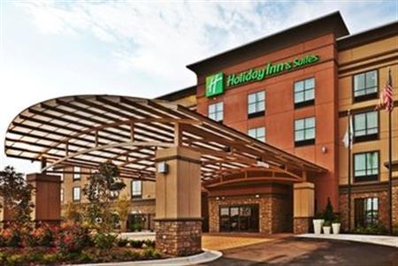 Holiday Inn & Suites University West