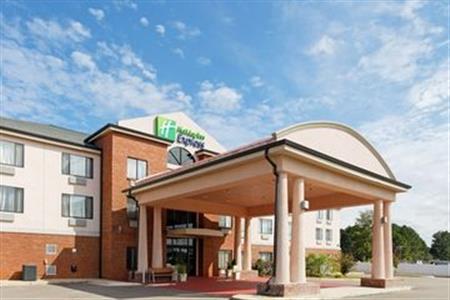 Holiday Inn Express & Suites