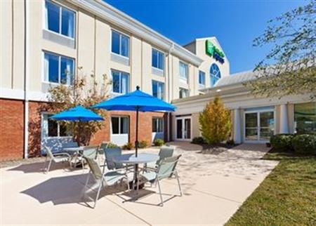 Holiday Inn Express & Suites Sylva - Western Carolina Area