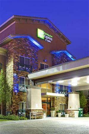 Holiday Inn Express & Suites Hwy 58/mill St.