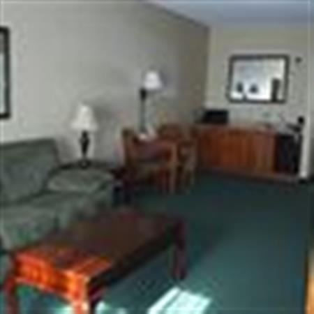 Holiday Inn Express & Suites