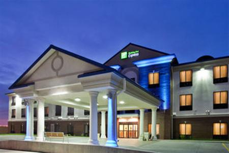 Holiday Inn Express & Suites