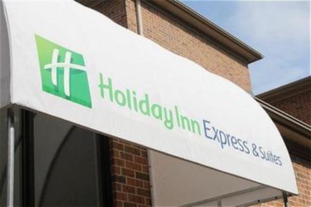 Holiday Inn Express & Suites Smithfield Providence