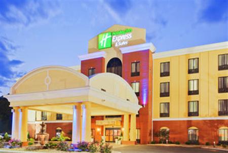 Holiday Inn Express & Suites Knoxville-Clinton