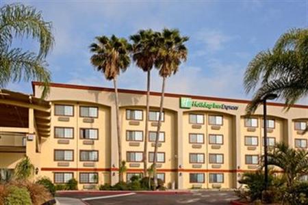 Holiday Inn Express Colton-Riverside North