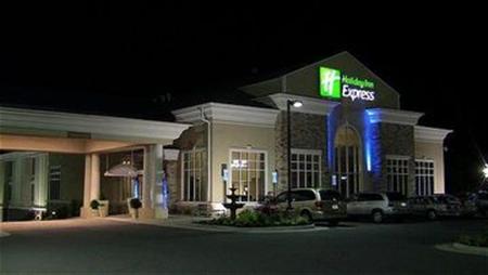 Holiday Inn Express Shenandoah Valley