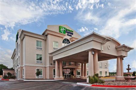 Holiday Inn Express & Suites Hwy 270