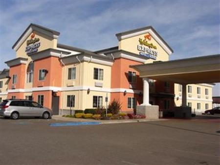 Holiday Inn Express & Suites