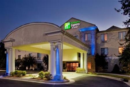 Holiday Inn Express & Suites