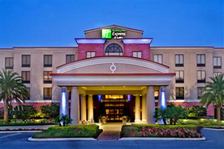 Holiday Inn Express & Suites