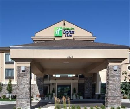 Holiday Inn Express & Suites