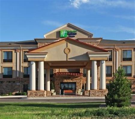 Holiday Inn Express & Suites