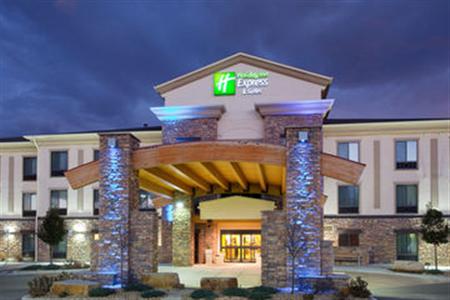 Holiday Inn Express & Suites