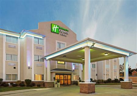 Holiday Inn Express & Suites Lake Columbia