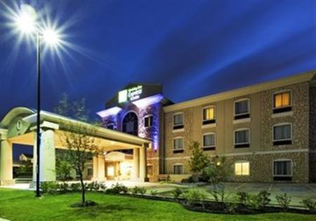 Holiday Inn Express & Suites