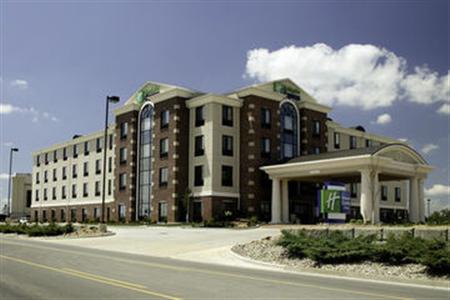 Holiday Inn Express & Suites