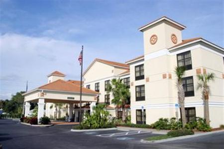 Holiday Inn Express & Suites Clearwater North/dunedin