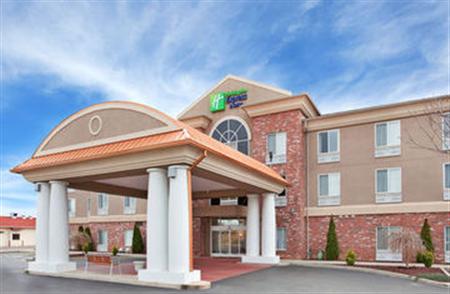 Holiday Inn Express & Suites