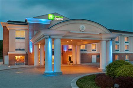 Holiday Inn Express & Suites Findley Lake (I-86 Exit 4)