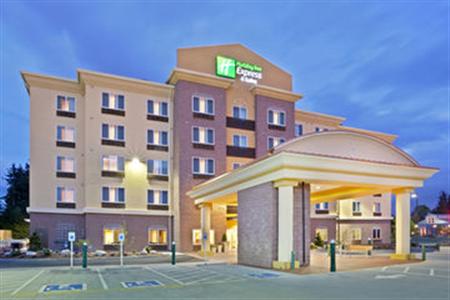 Holiday Inn Express & Suites