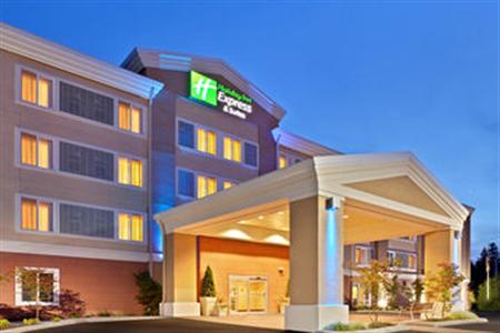 Holiday Inn Express & Suites