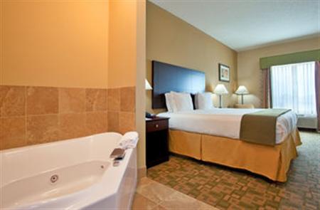 Holiday Inn Express & Suites Dayton South Franklin