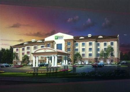 Holiday Inn Express & Suites St Louis Airport