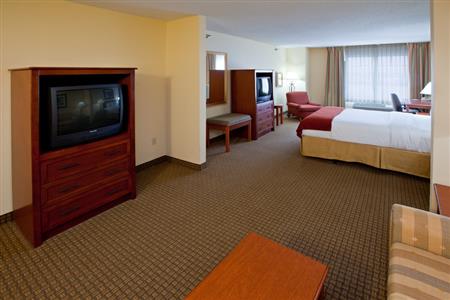 Holiday Inn Express & Suites