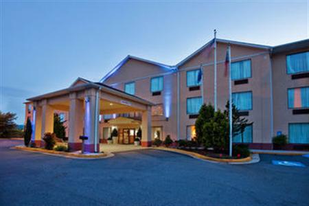 Holiday Inn Express & Suites