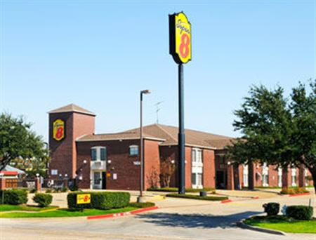 Super 8 Farmers Branch/north Dallas