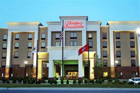 Hampton Inn & Suites