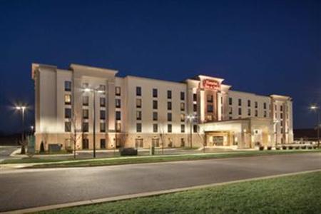 Hampton Inn & Suites