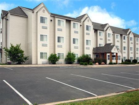 Microtel Inn & Suites