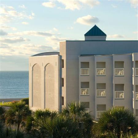 Casa Del Mar Beachfront Suites