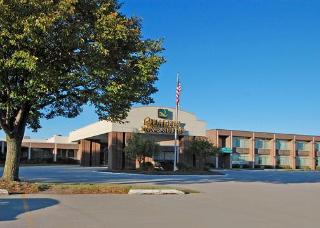 Clarion Hotel Highlander Conference Center